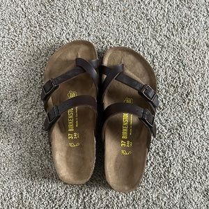 brand new birkenstock mayari